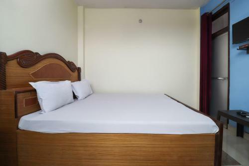 Spot On 48520 Hotel Shobhan