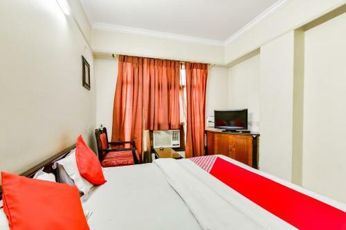 Oyo 76778 Hotel Guru International