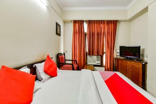 Oyo 76778 Hotel Guru International