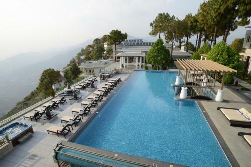 Hotel Moksha Himalaya Spa Resort
