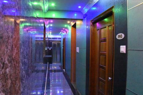 Lodge Gayathri Stay