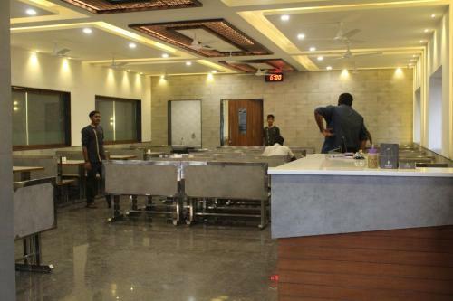 Hotel Satkar Chhatral
