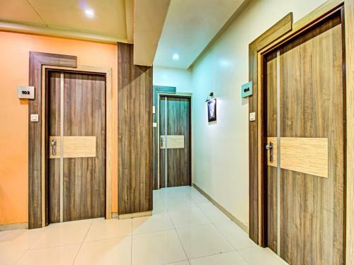 Oyo 73786 Srikrishna Paradise Hotel