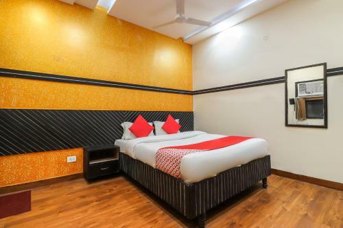 Oyo 62485 Hotel City Palace
