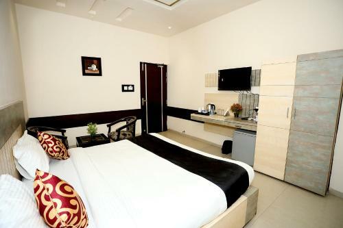 Hotel Bhagyaraj Palace