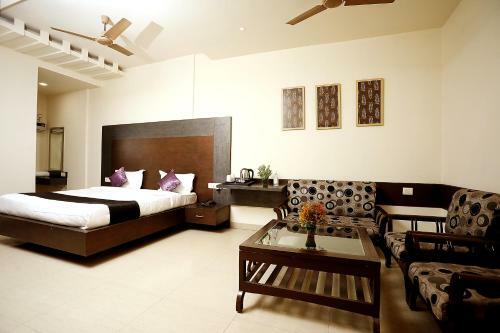 Hotel Bhagyaraj Palace
