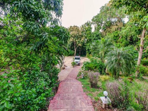 Hotel Sadashivgad Sea View Resort - Jungle Lodges