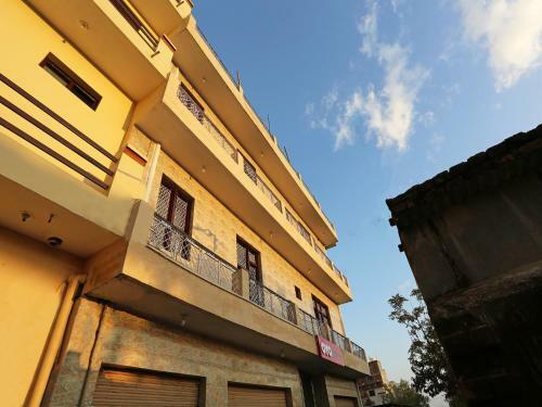 Hostal Oyo 24893 Palak Lodge