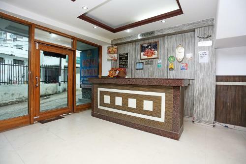 Oyo 28445 Hotel Bhavini