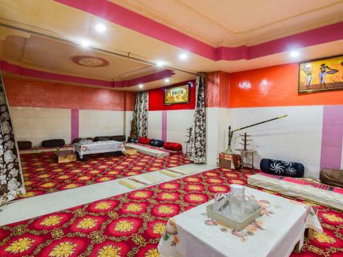 Oyo 49556 Hotel Shree Maa Palace