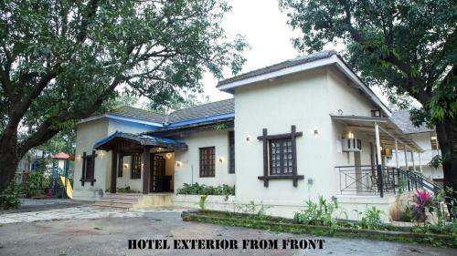 Hotel Girija