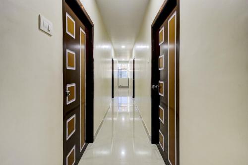 Hotel Oyo 77180 Sri Vasudha Residency