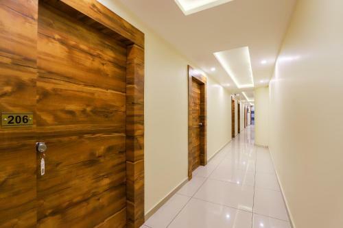 Oyo 64029 Hotel Phoenix