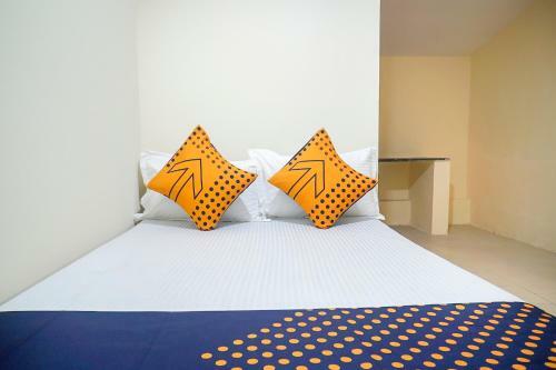 Hotel Spot On 65435 Virndavan Lodging
