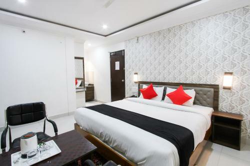 Hotel Oyo 23994 Rich Fort