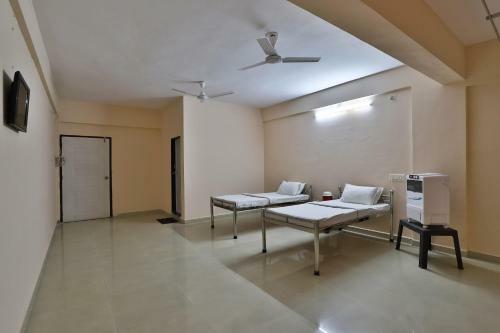 Hotel Oyo 66864 R K Residency