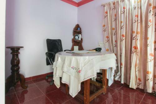 Hotel Oyo 69394 Seasons Stays