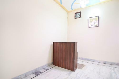 Oyo 48981 Hotel Savera