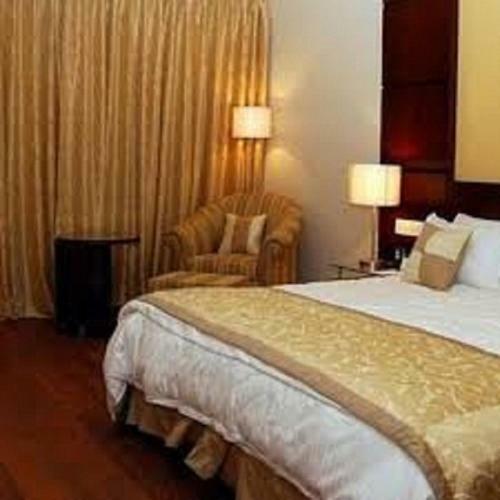 Hostal Makspon Guest House