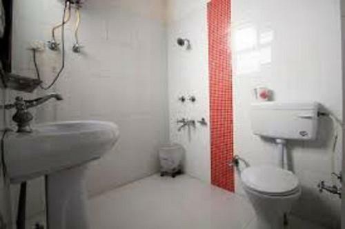 Hostal Makspon Guest House