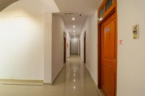 Hotel Oyo 60441 Tripathi Palace