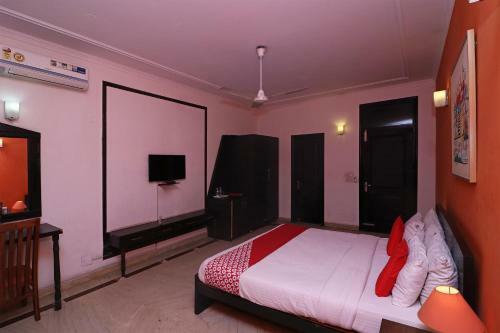 Hotel Oyo Flagship 77146 R P Executive Stay