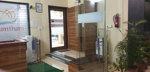 Hotel Aanantham By Maliks