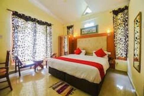 Hotel Bhagsu Sarovar