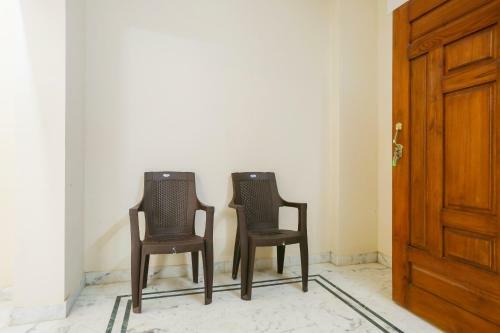 Hotel Oyo 68453 Essential Residency