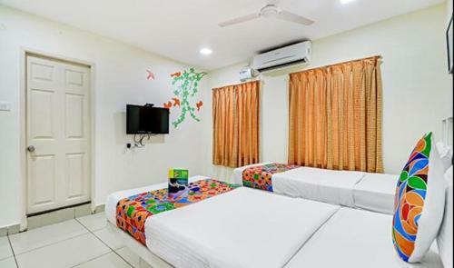 Colors Apart Hotel, Santhome, Chennai
