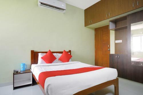 Hotel Oyo 75718 Shriram Residency