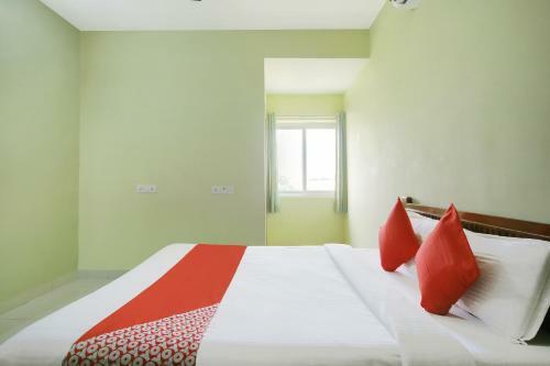 Hotel Oyo 75718 Shriram Residency
