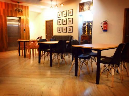 Iris Homestay Hotel