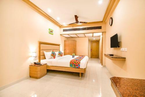 Fabhotel Bairav Grand Aarapalayam