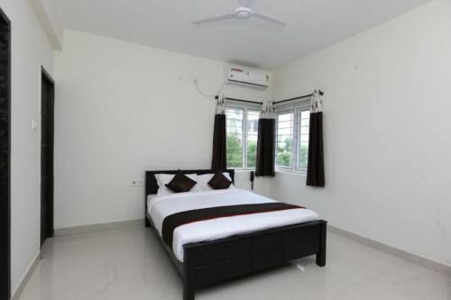 Bed & Breakfast The Posh Residency, Ecr