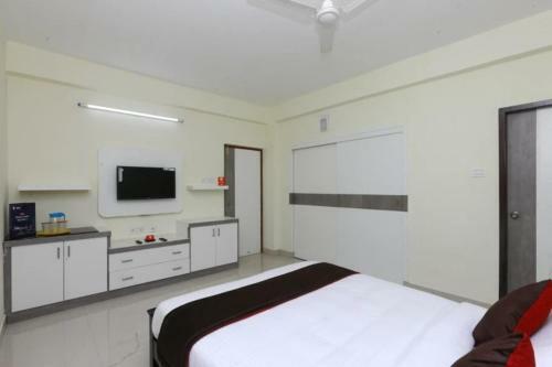 Bed & Breakfast The Posh Residency, Ecr