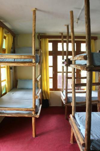 Stayers Hostel And Cafe