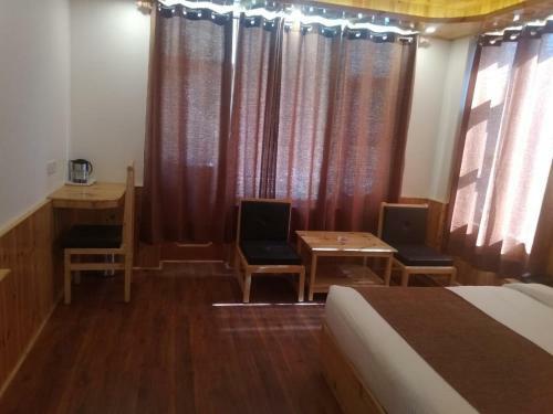 Hotel Nehru Kund Heights By Jitainn