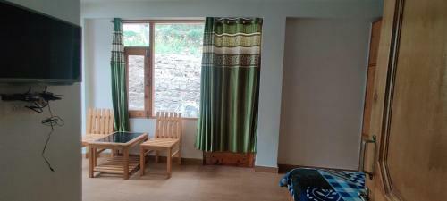 Albergue Dwellers Manali