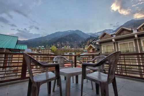 Hotel Hadimba Retreat By Rihs