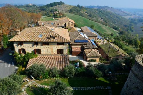 Hotel Antico Borgo Di Tabiano Castello