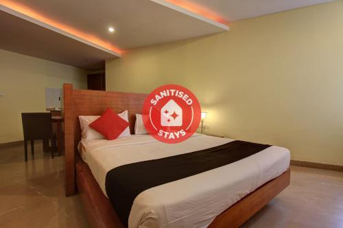Capital O74889 Hotel Solitude 24