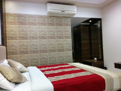 Hotel Usha Ascot