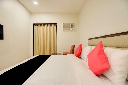 Capital O 65429 Hotel Merakee