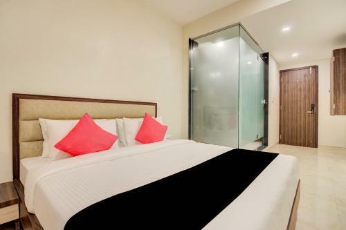 Capital O 65429 Hotel Merakee