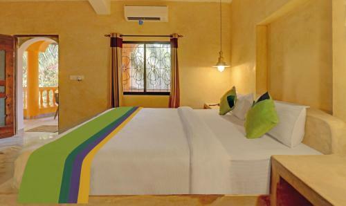Hotel Treebo Trend Morjim Banyan Resort
