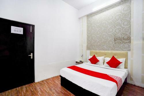 Oyo 76143 Hotel Easy Stay