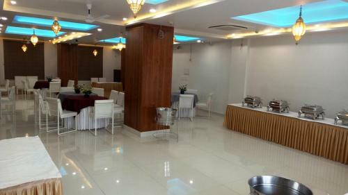 Bed & Breakfast Alankrita Suites & Party Halls