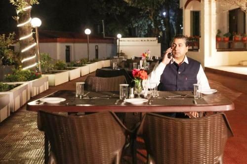 Hotel Surbee Resort Mussoorie