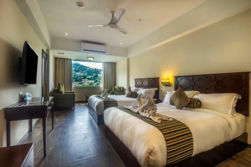 Hotel Ellbee Mussoorie Hills